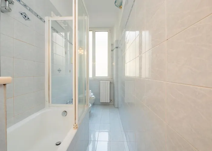 Ihost - Premuda 17 * Mailand